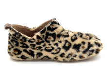 Afbeelding in Gallery-weergave laden, 192-19-003 Dames Pantoffel-Gesloten Ongevoerd Q-Fit Lieke 3591.6.036 Donkerbeige  (1960)