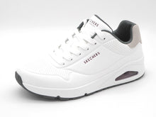 Afbeelding in Gallery-weergave laden, 232-01-004 Heren Veterschoenen Sportief Skechers Uno-Suited On Air 183004 WGRN Wit (3658)