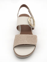 Afbeelding in Gallery-weergave laden, 153-11-010 Dames Sandalen Mode Jana 28776-134 Lichtbeige Wijdte H (3499)