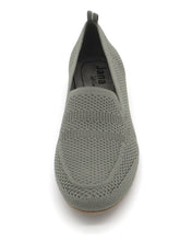 Afbeelding in Gallery-weergave laden, 143-61-002 Dames Instappers Ballerina Jana 24266-701 Lichtgroen Wijdte H (3487)