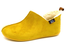 Afbeelding in Gallery-weergave laden, 193-41-001 Dames Pantoffel-Gesloten Gevoerd Q-Fit Madrid 3300.2.003 Geel  (2030)