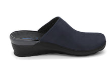 Afbeelding in Gallery-weergave laden, 181-75-005 Dames Pantoffel-Muilen Leer Wolky Go 0257511-820 Middenblauw  (3378)

