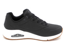 Afbeelding in Gallery-weergave laden, 132-99-007 Dames Veterschoenen  Sportief Skechers Uno Stand on Air 73690 BLK Zwart  (2491)
