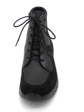 Afbeelding in Gallery-weergave laden, 172-99-068 Dames Hoge Schoenen Boot Plat Wolky Leap 0570190-005 Zwart  (3391)
