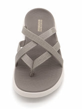 Afbeelding in Gallery-weergave laden, 165-19-004 Dames Open Slippers Wandelslipper Skechers Go Walk Flex-Sandal-Ssselena 141461 TPE Donkerbeige  (3621)
