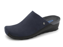 Afbeelding in Gallery-weergave laden, 181-75-005 Dames Pantoffel-Muilen Leer Wolky Go 0257511-820 Middenblauw  (3378)
