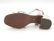 Afbeelding in Gallery-weergave laden, 104-11-005 Dames Hakschoenen Sandalette Marco Tozzi 28337-402 Lichtbeige  (3478)
