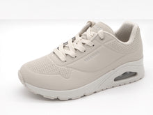 Afbeelding in Gallery-weergave laden, 132-11-012 Dames Veterschoenen  Sportief Skechers Uno Shiny Scale 177861 OFWT Lichtbeige  (3640)
