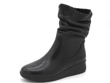 Afbeelding in Gallery-weergave laden, 174-99-006 Dames Hoge Schoenen Laars Plat Jana 25721-001 Zwart Wijdte H (3355)
