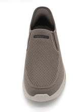 Afbeelding in Gallery-weergave laden, 242-19-009 Heren Instappers Sportief Skechers Slade Deacon 210887 TPE Donkerbeige  (3648)
