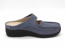 Afbeelding in Gallery-weergave laden, 181-75-006 Dames Pantoffel-Muilen Leer Wolky Roll Slipper 0622713-840 Donkerblauw  (3841)
