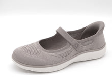 Afbeelding in Gallery-weergave laden, 142-19-006 Dames Instappers Sportief Skechers On-The-Go-Flex Radiant 138497 TPE Donkerbeige  (3633)
