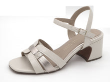 Afbeelding in Gallery-weergave laden, 104-11-005 Dames Hakschoenen Sandalette Marco Tozzi 28337-402 Lichtbeige  (3478)
