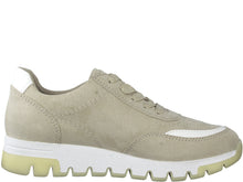 Afbeelding in Gallery-weergave laden, 133-15-002 Dames Veterschoenen  Sneaker Jana 23767-400 Middenbeige Wijdte H (1330)
